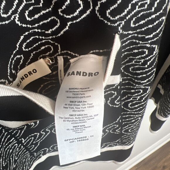 Sandro Sandro Enea Oversized Jacquard Knit Reversible Cardigan Sweater Black - Picture 9 of 16